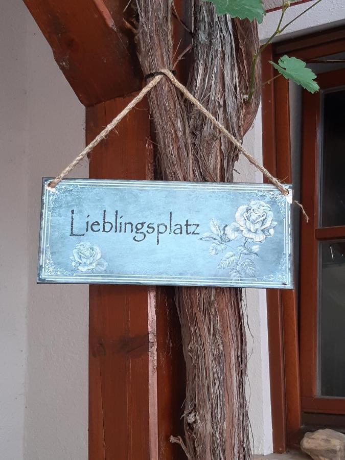 Апартаменты Weingut Engelhardt Rottingen Экстерьер фото